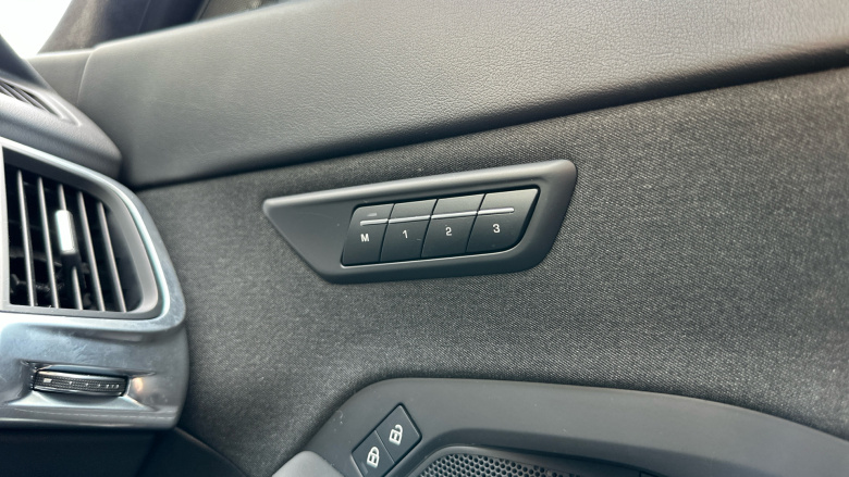 Jaguar E-Pace 2.0 D200 R-Dynamic HSE Black 5dr Auto Diesel Estate